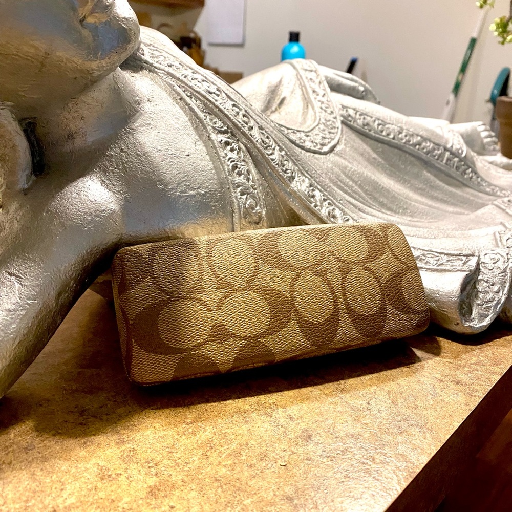 Coach sunglasses case